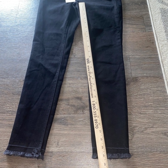 NWT Vince Camuto size 27/4 black denim ankle pants - Picture 7 of 10